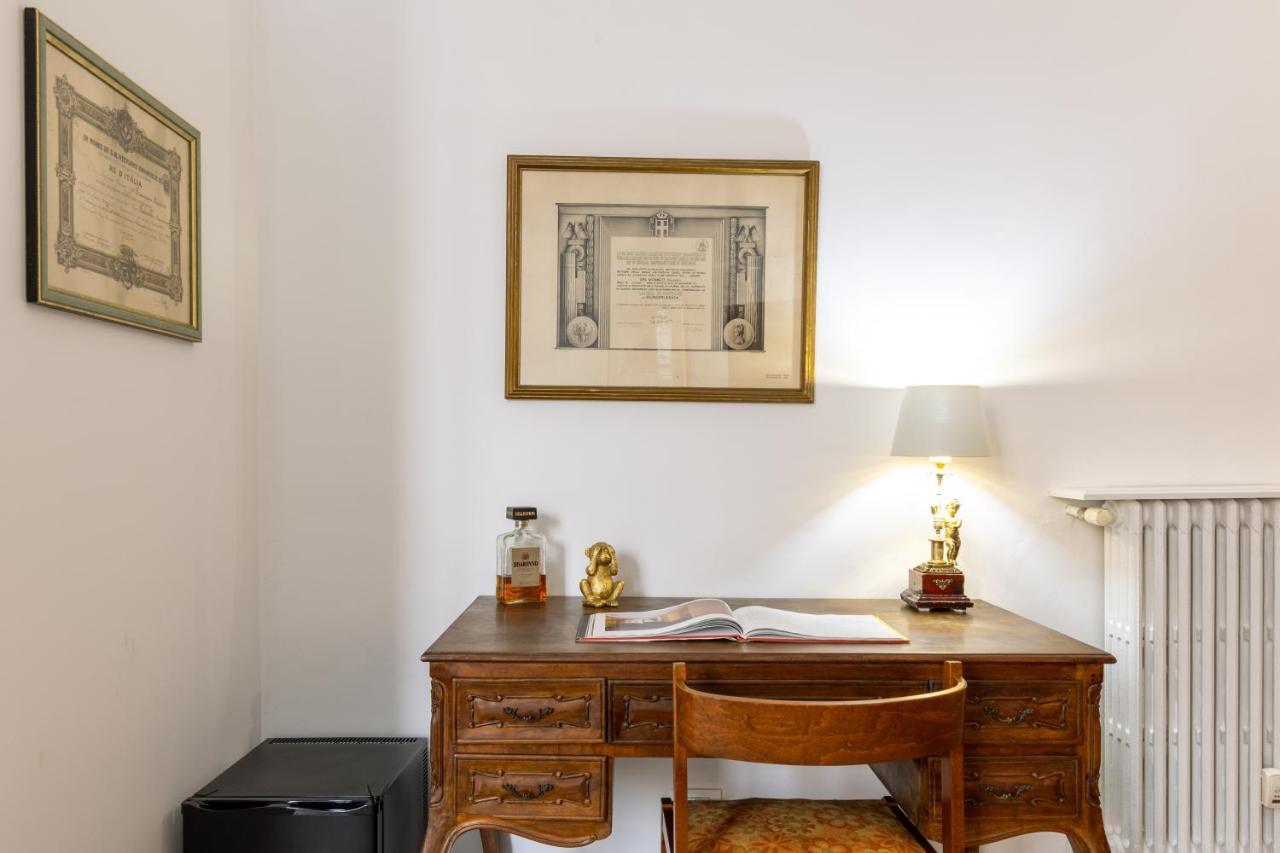 Gentile Suites - Private Rooms Rome Exterior photo